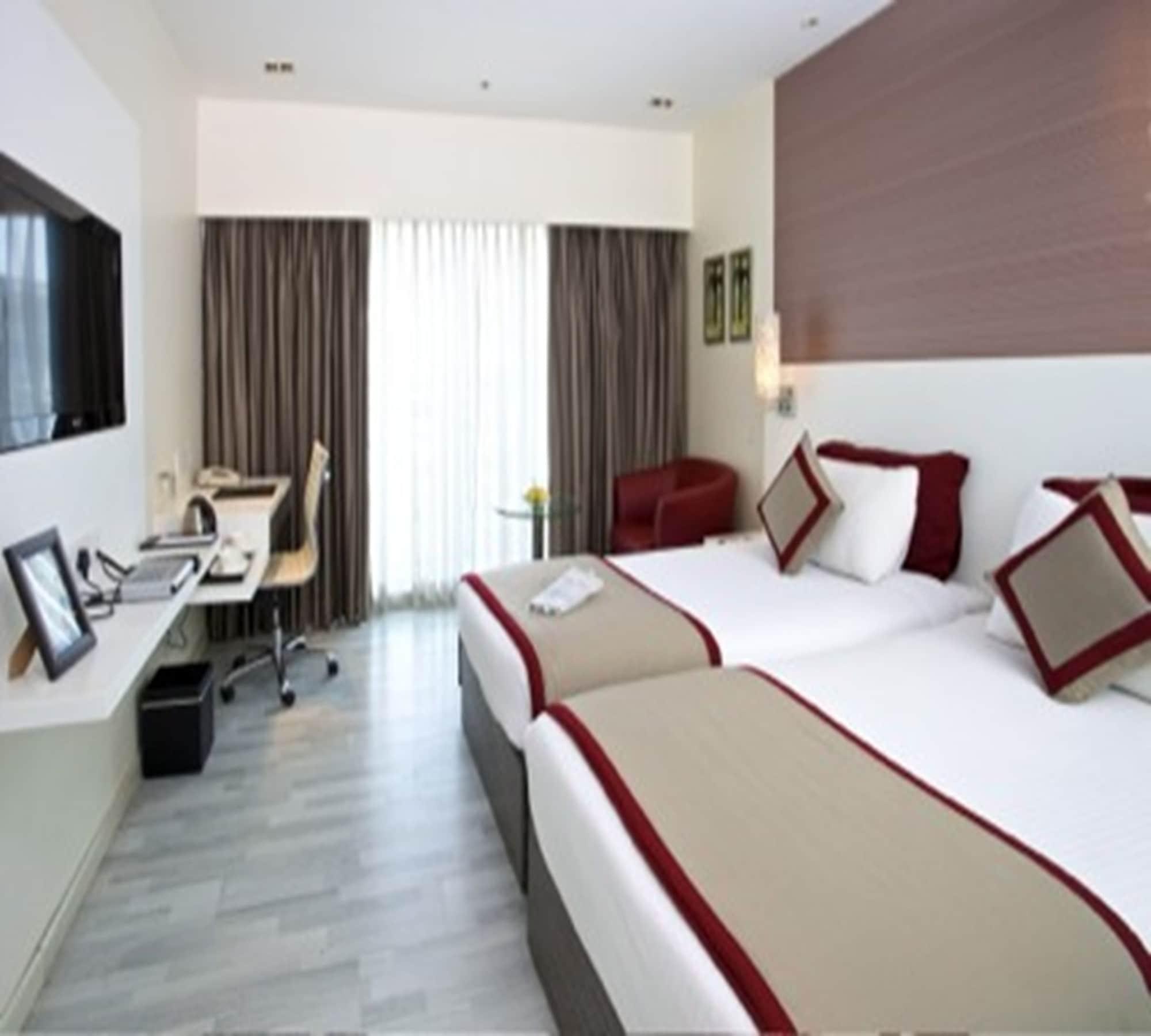 Majestic Court Sarovar Portico Navi Mumbai Esterno foto