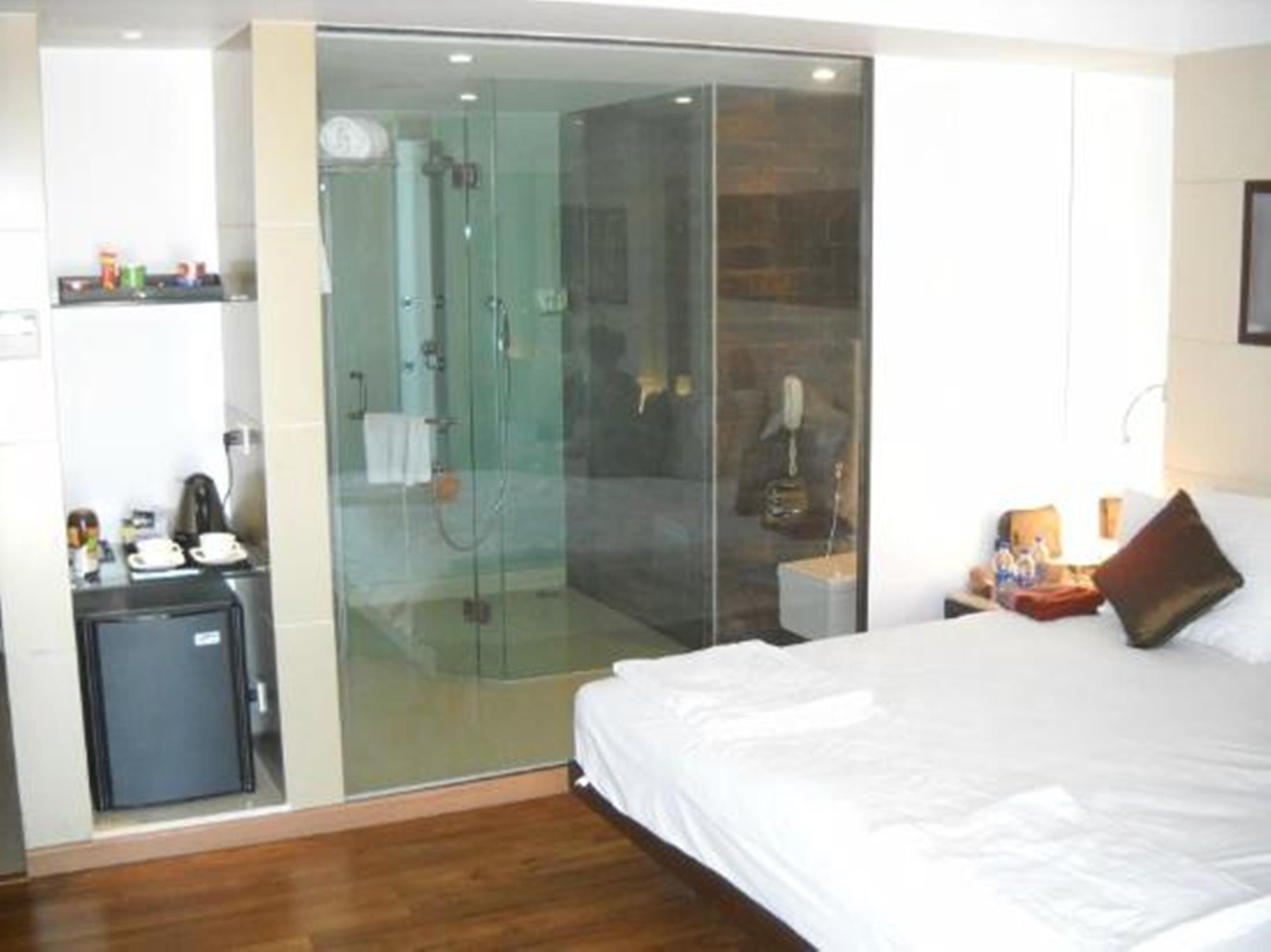 Majestic Court Sarovar Portico Navi Mumbai Esterno foto