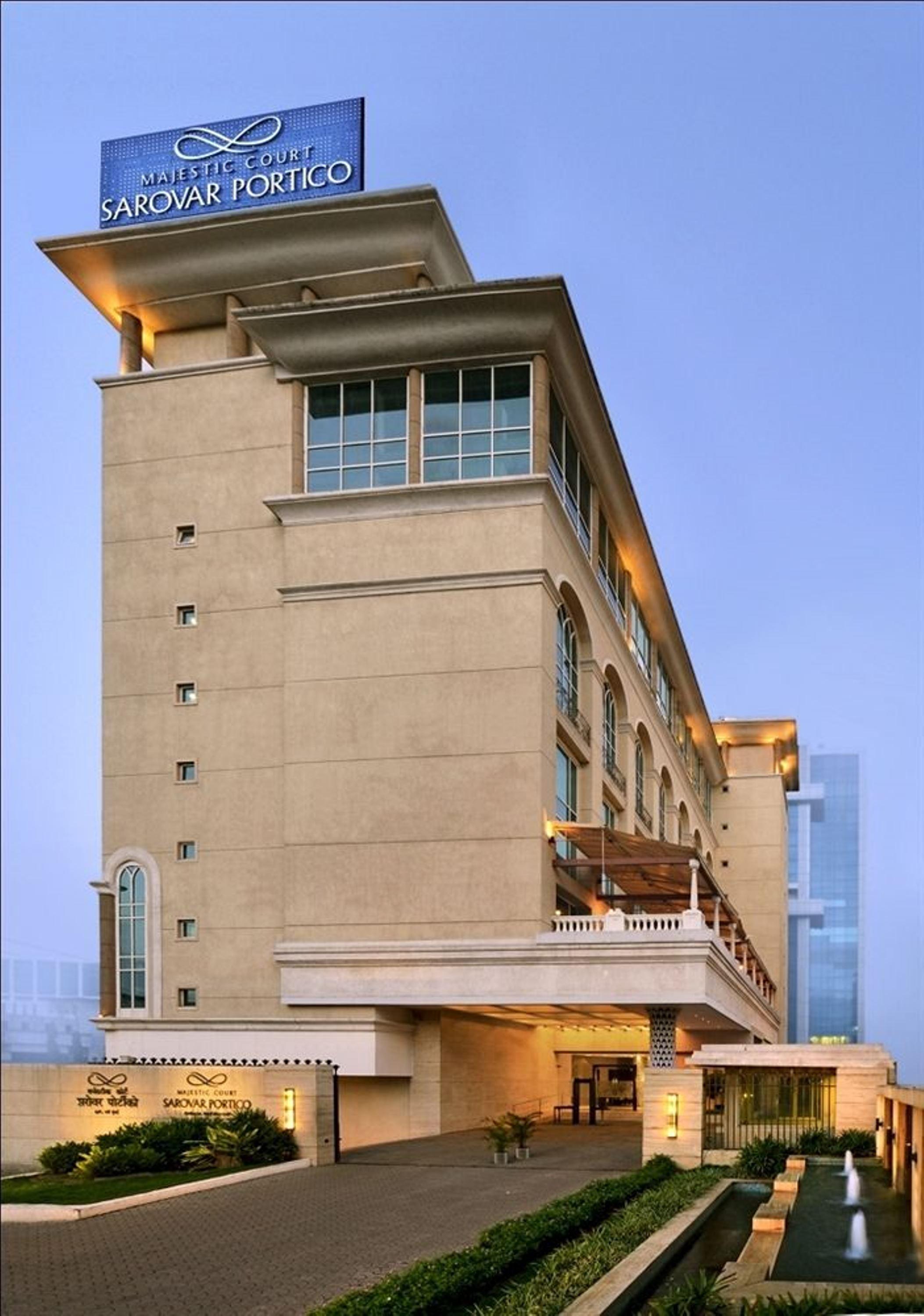 Majestic Court Sarovar Portico Navi Mumbai Esterno foto